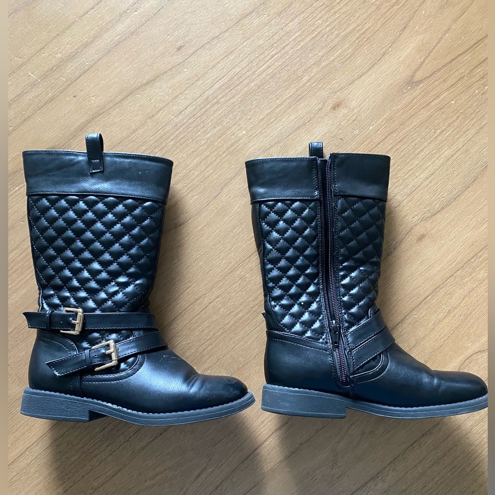 Girls Boots size 2